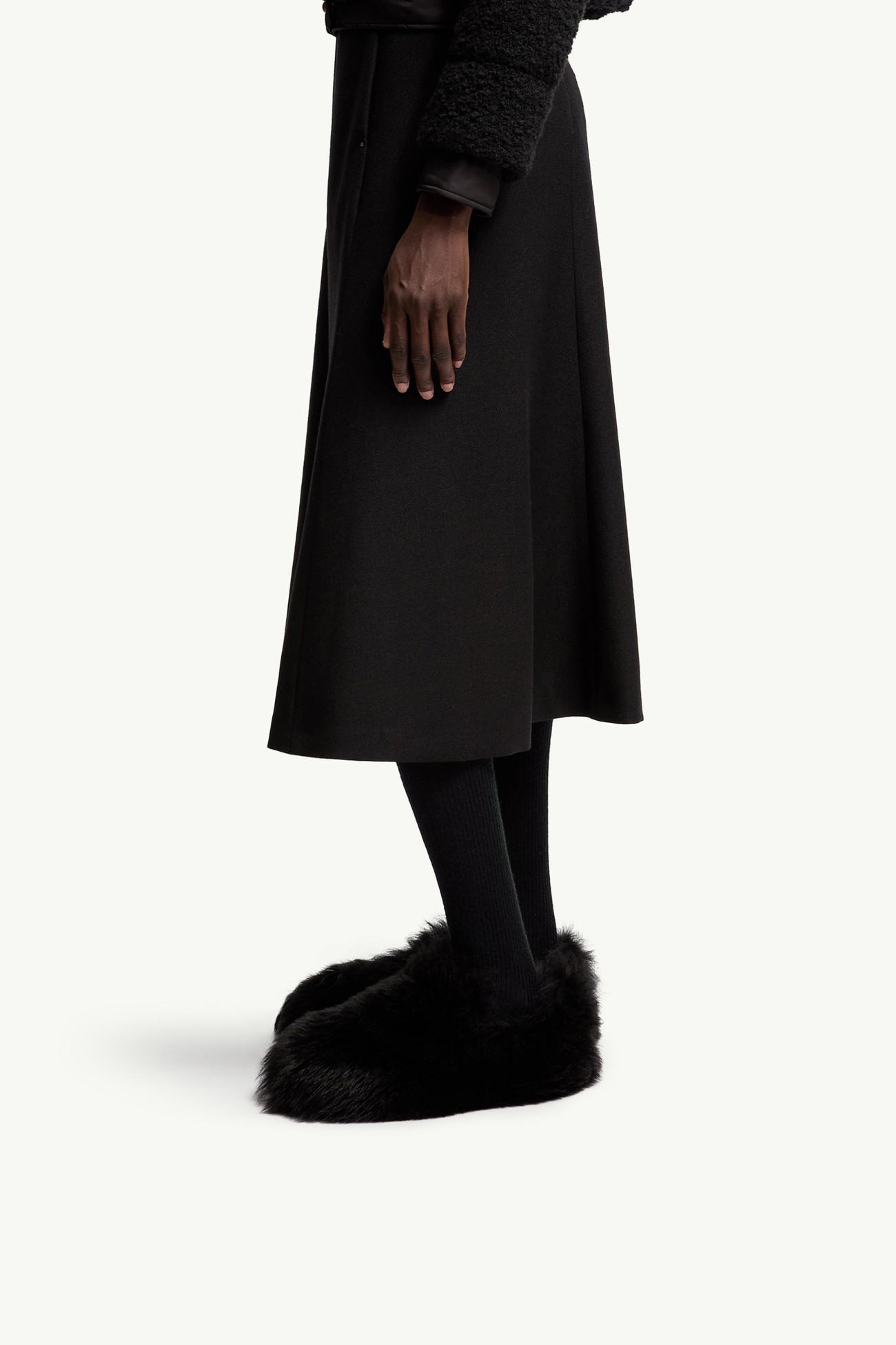 Scarpe basse Snug in shearling Donna Nero Moncler 1