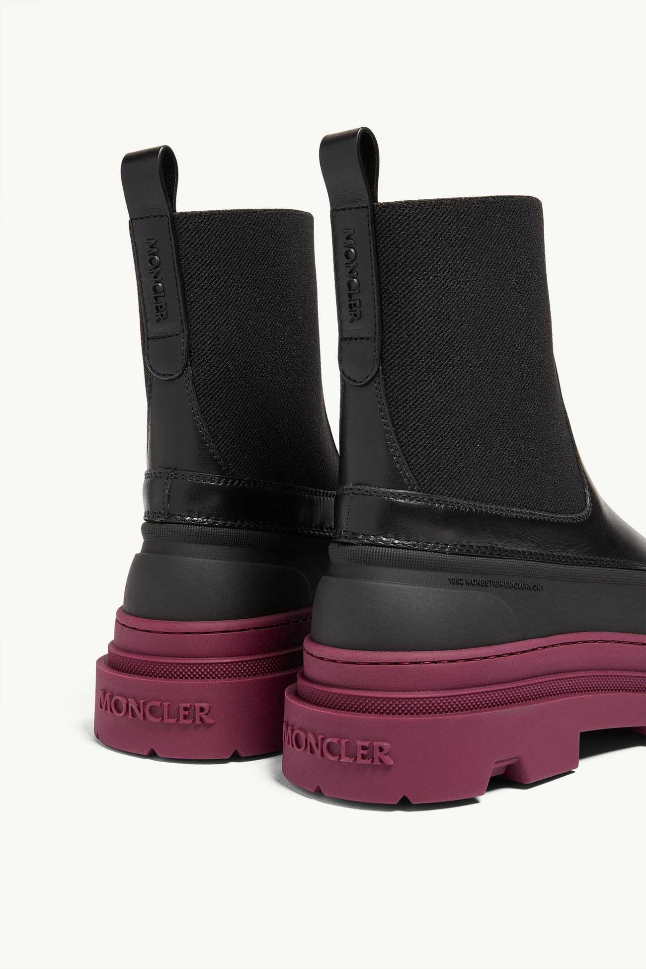 Vera Edge女士皮革踝靴 女士 黑色 Moncler 6