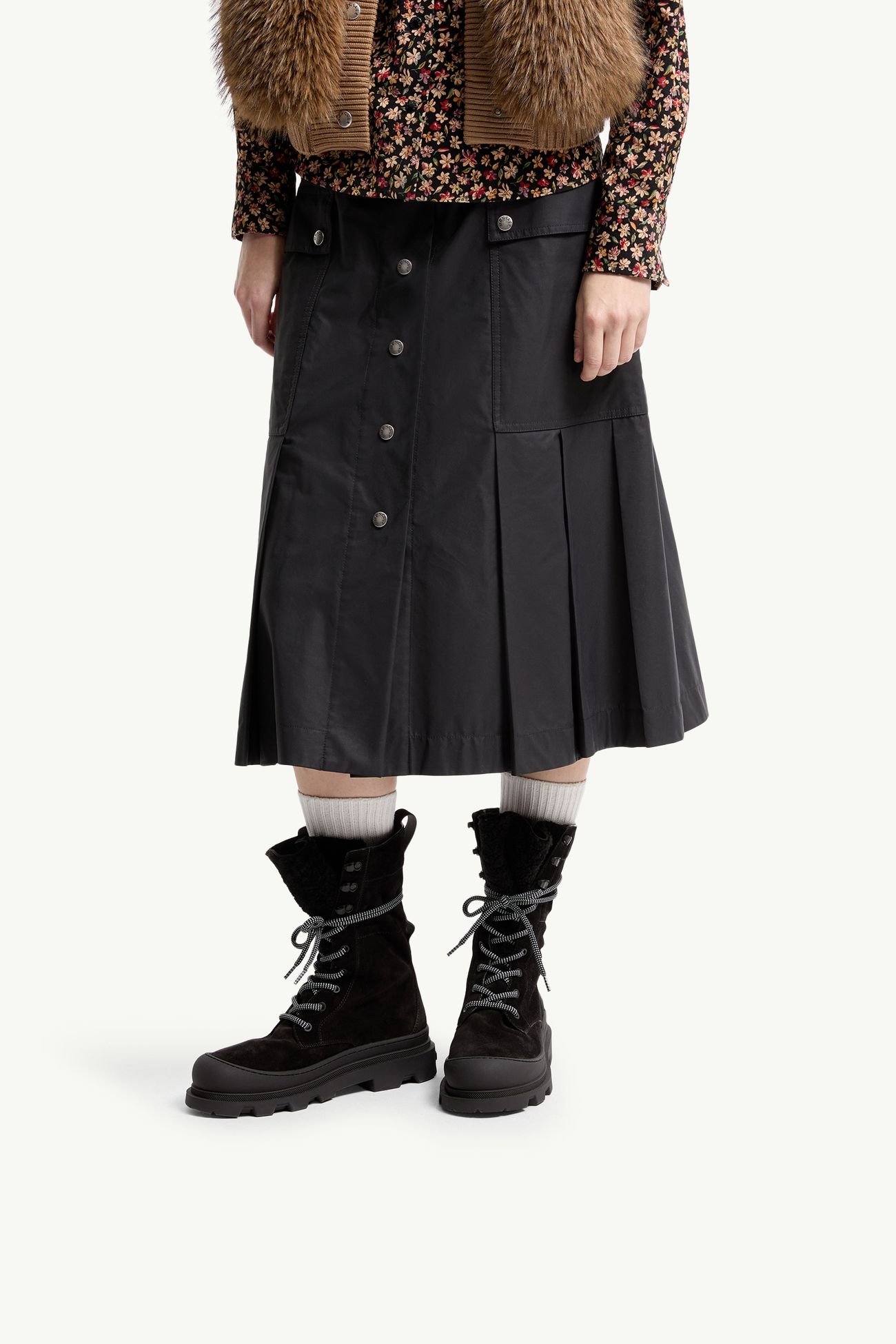 Stivali stringati alti Vera in pelle scamosciata e shearling Donna Nero Moncler 1