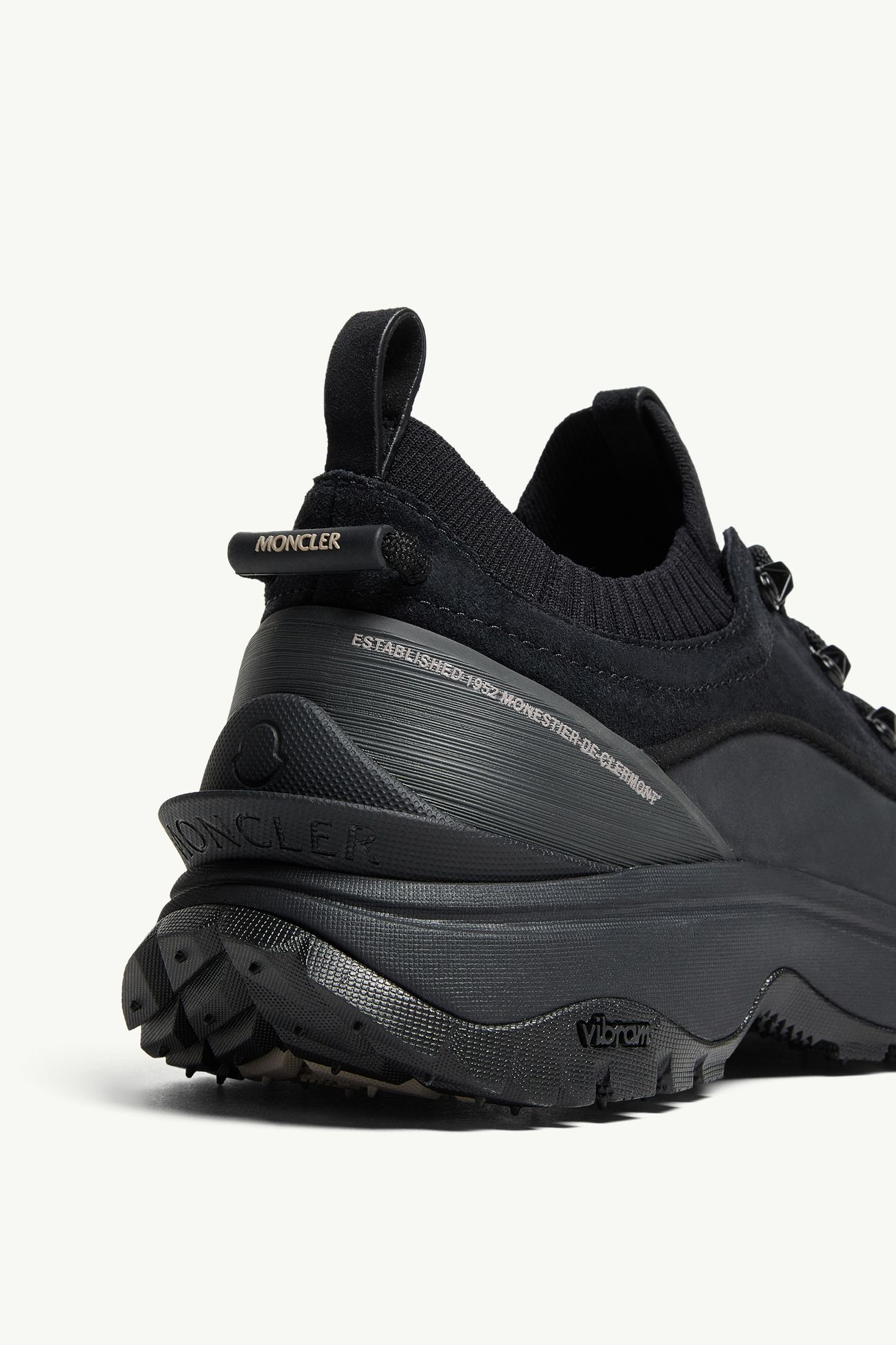 Sneaker Trailgrip Lite3 in nabuk e pelle scamosciata Donna Nero Moncler 6