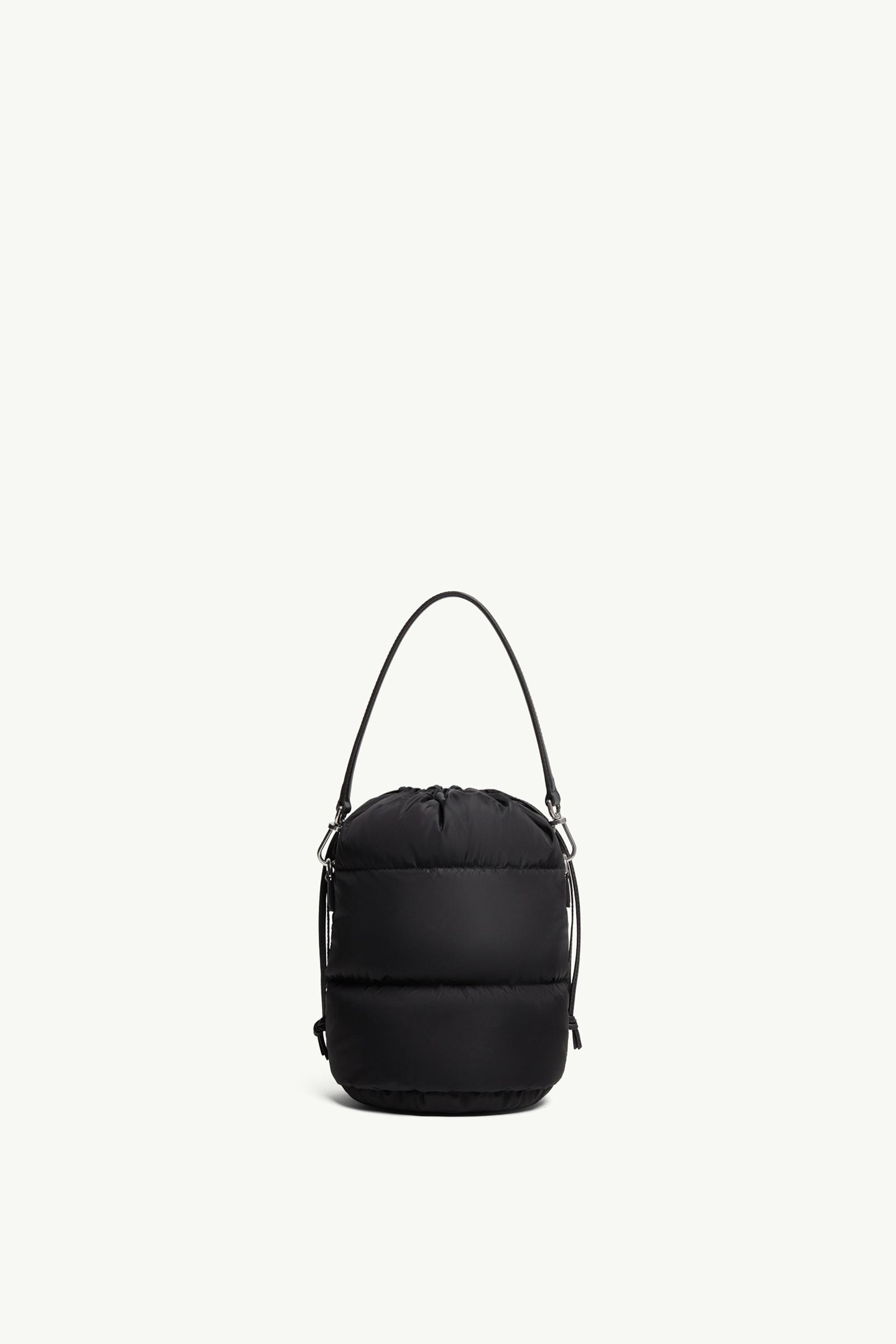 MONCLER パデッド ショルダーバッグ ブラック Black Caradoc Bucket Bag - Bags & Small Accessories for Women
