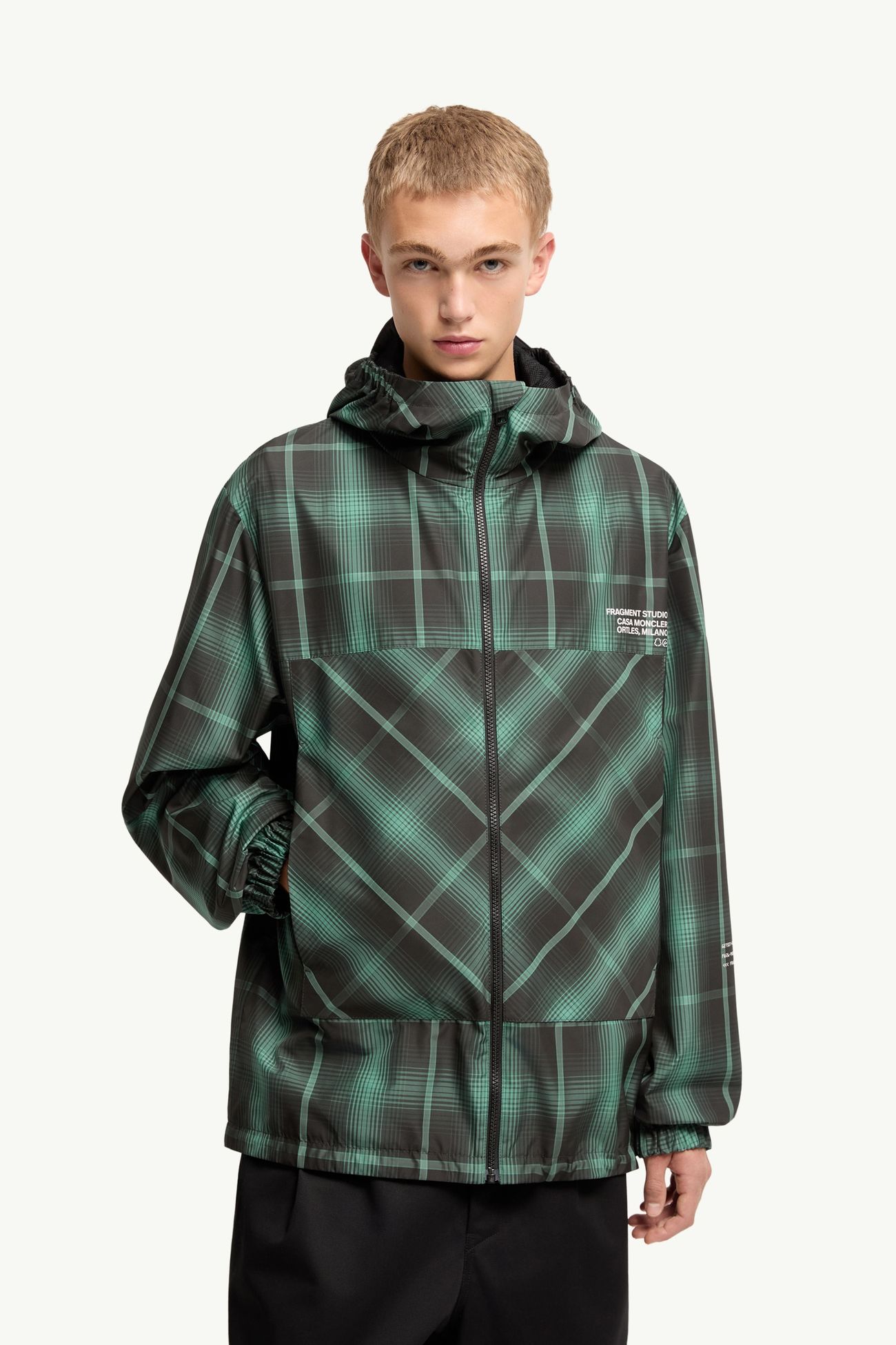 Moncler x Fragment Jitsuyō Hooded Windbreaker Men Black & Green Moncler 3