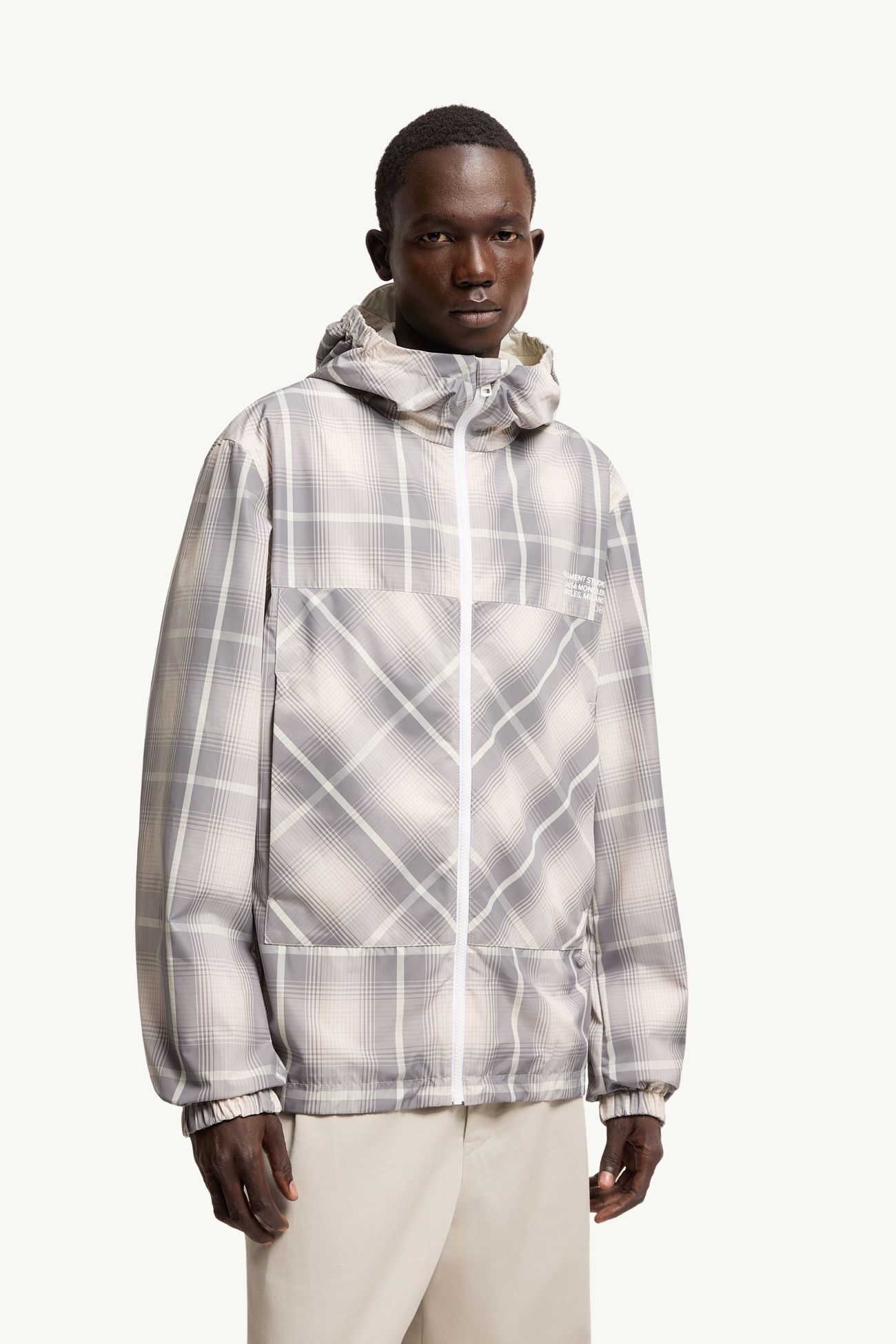 Moncler x Fragment Jitsuyō Hooded Windbreaker Men White & Gray Moncler 3