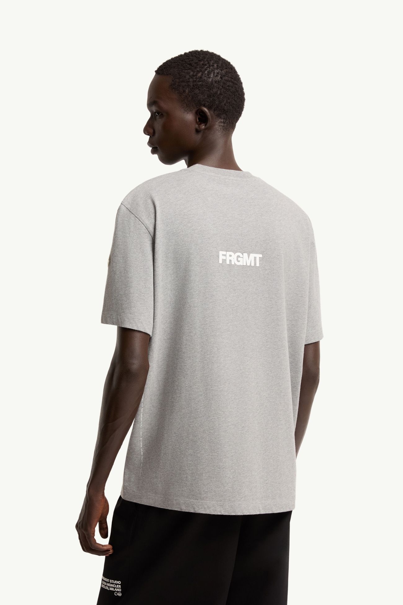 Moncler x Fragment Tシャツ メンズ グレー Moncler 4