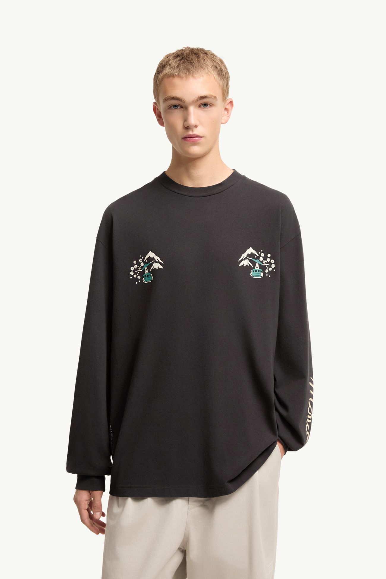 Moncler x Fragment Tシャツ メンズ ブラック Moncler 3