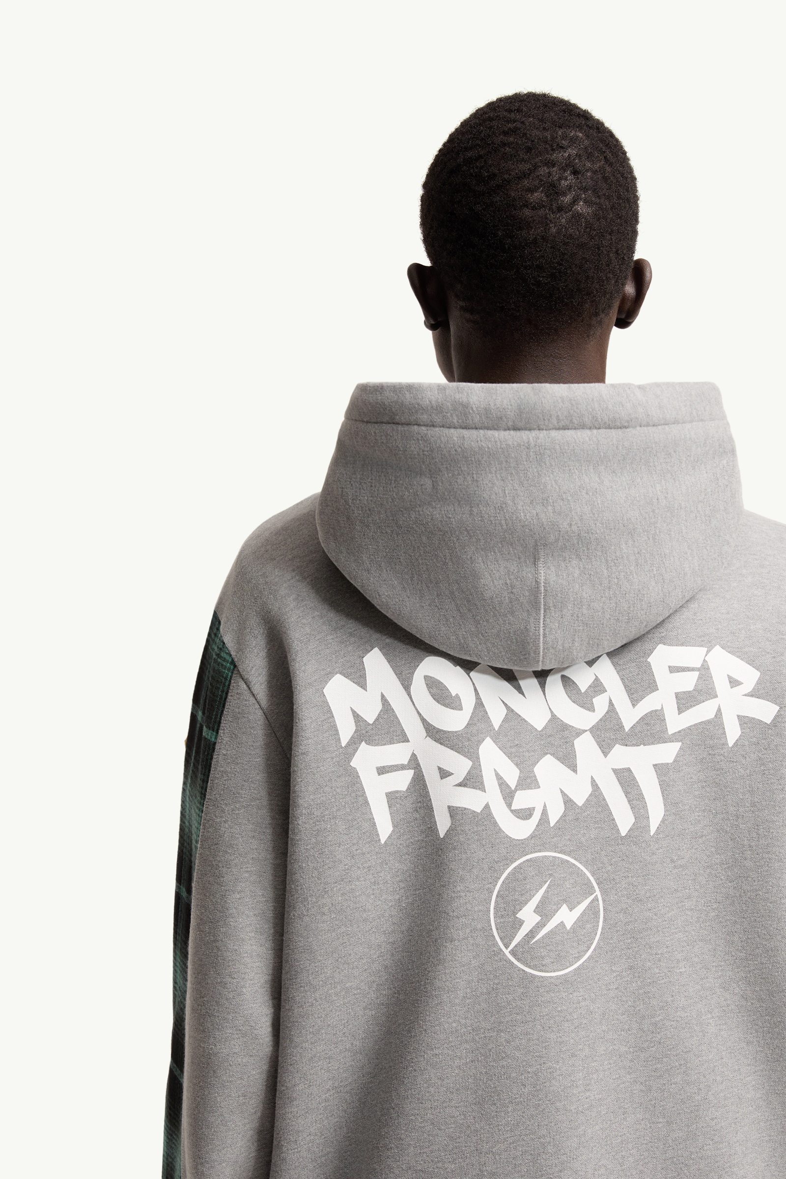 グレー Moncler x Fragment パーカー : Moncler x FRGMT 向けの