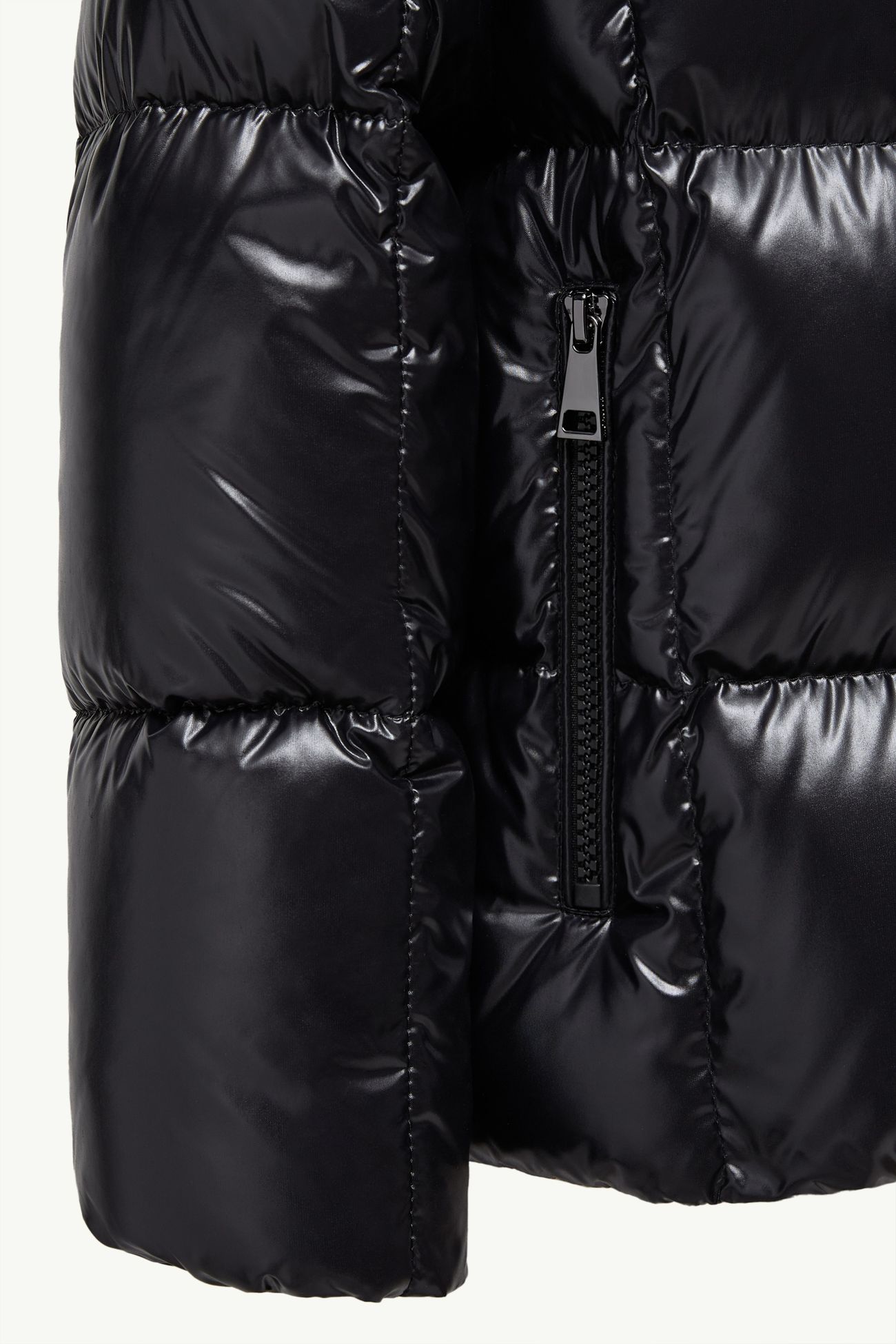 Parana Hooded Down Jacket Girl Black Moncler 4