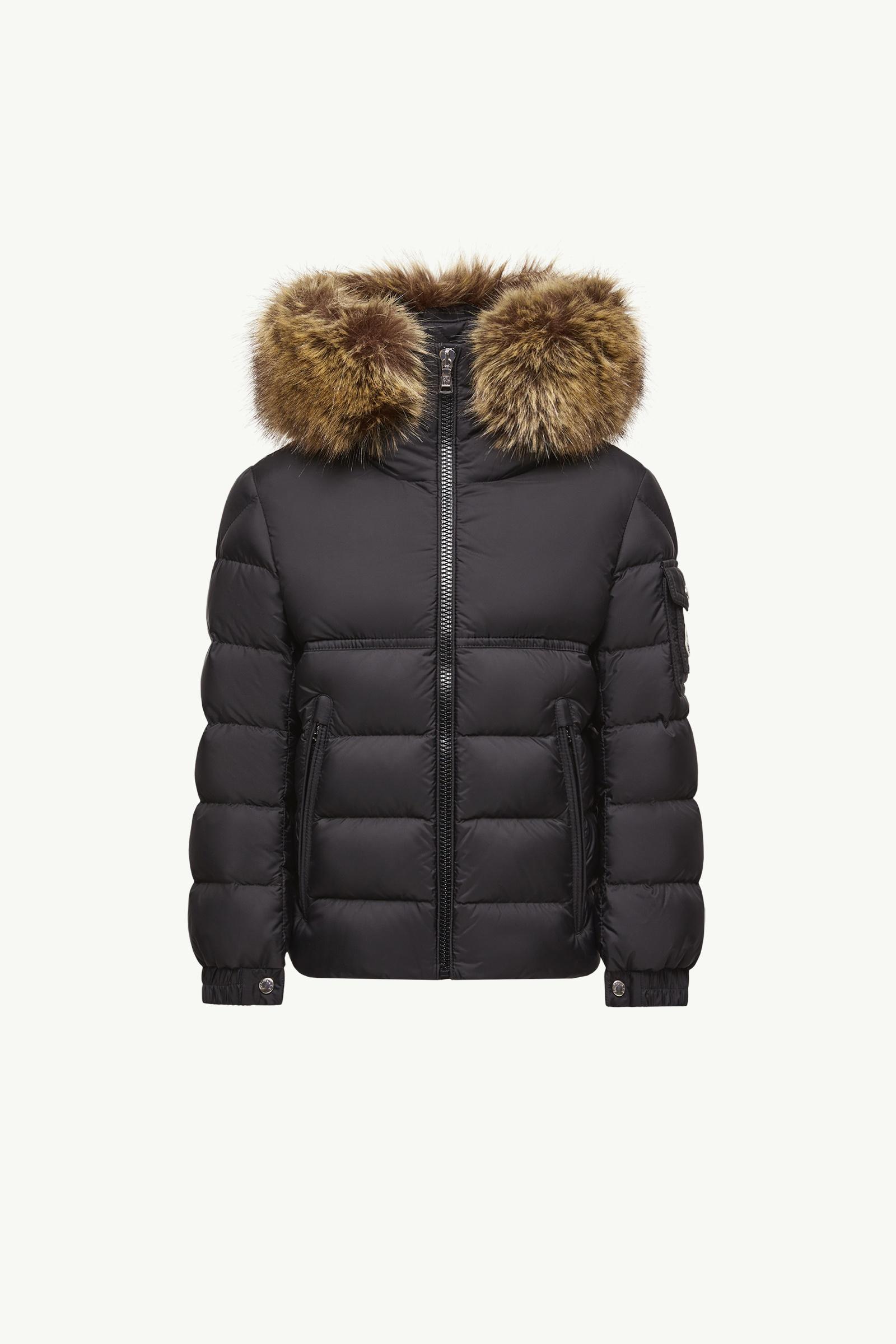 MONCLER モンクレール NEW BYRONF ダウンジャケット ブラック ブラック New Byronf ダウンジャケット : ダウンジャケット&ジレ 向け