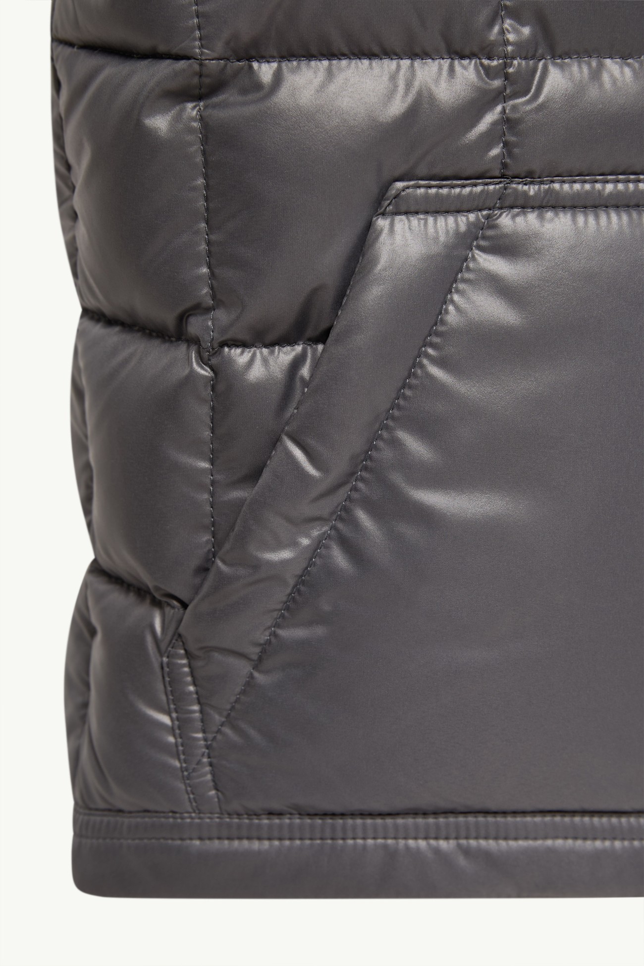 Keir 스퀘어 퀼팅 다운 베스트 키즈 남아 다크 그레이 Moncler 3