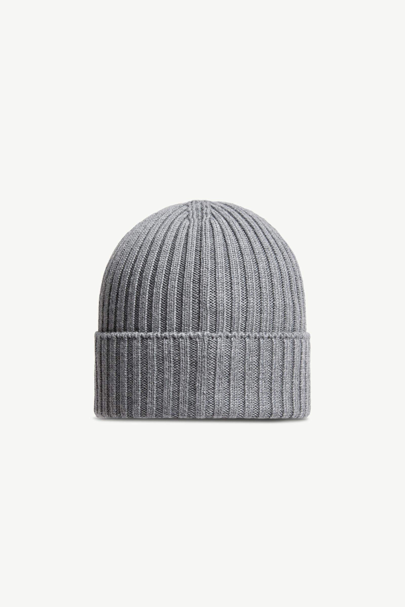 Accessories for Boys - Shoes, Gloves, Scarves & Beanies | Moncler