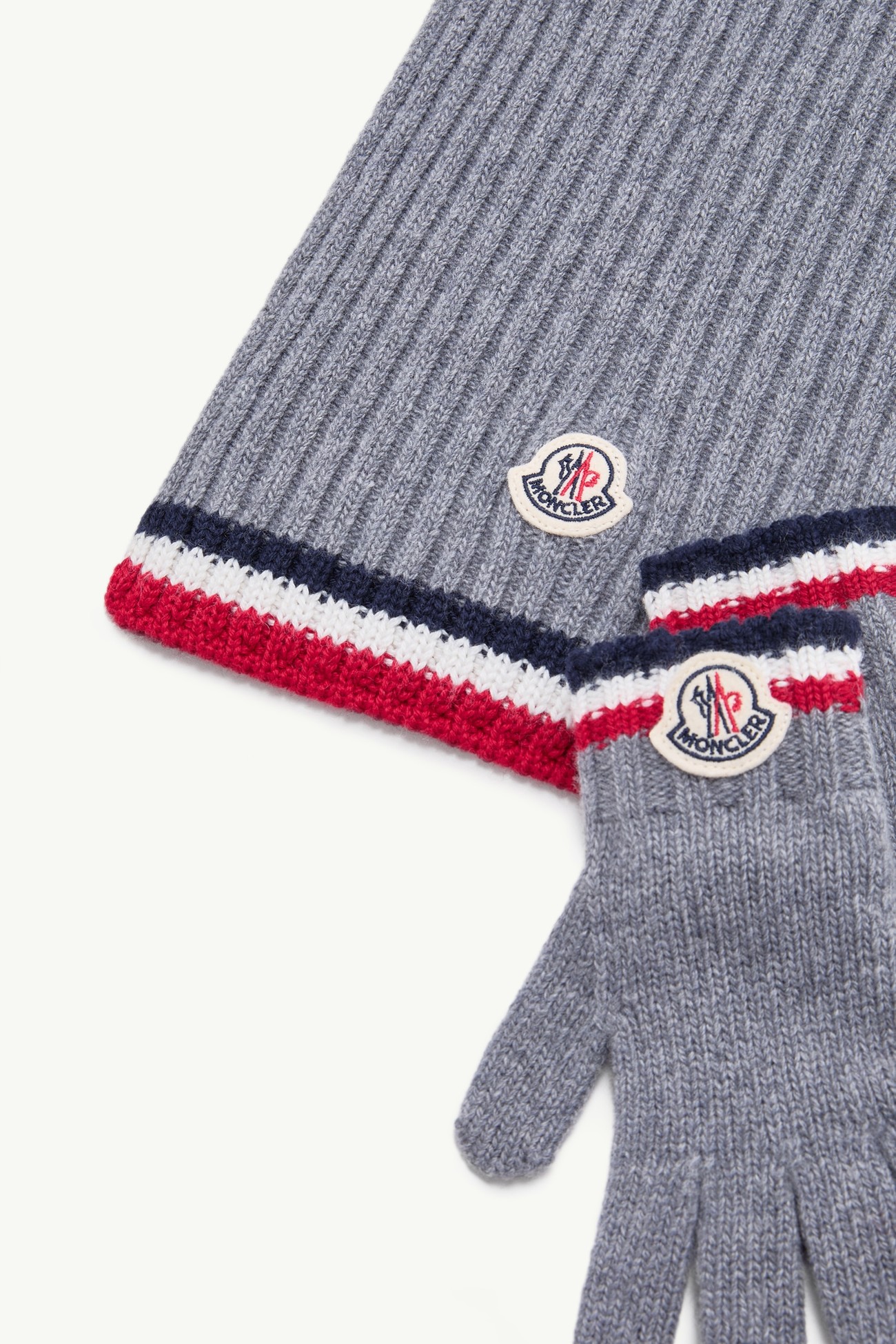 Scarf and Gloves Set Boy Gray Moncler 3