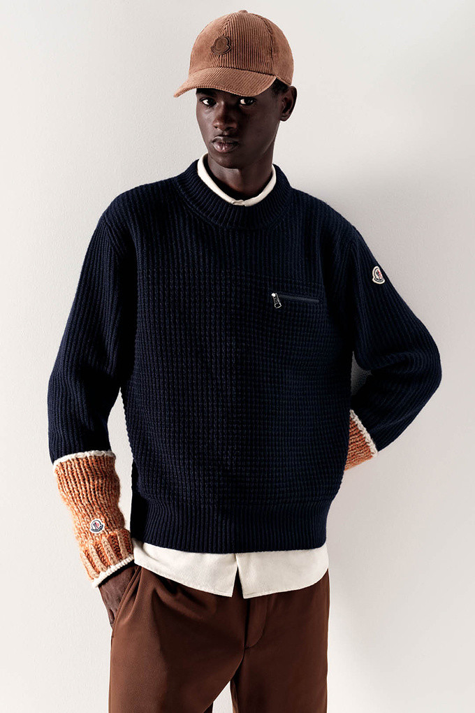 Puffers en laine, vestes en nylon et cardigans en mérinos Moncler pour hommes