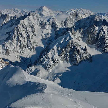 Moncler 户外 Grenoble 系列 2025秋冬