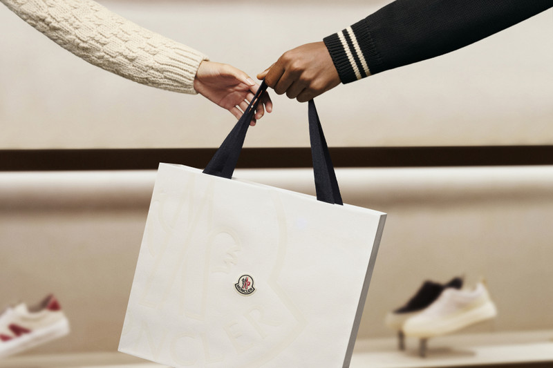 Service Client Livraison Et Retours Moncler