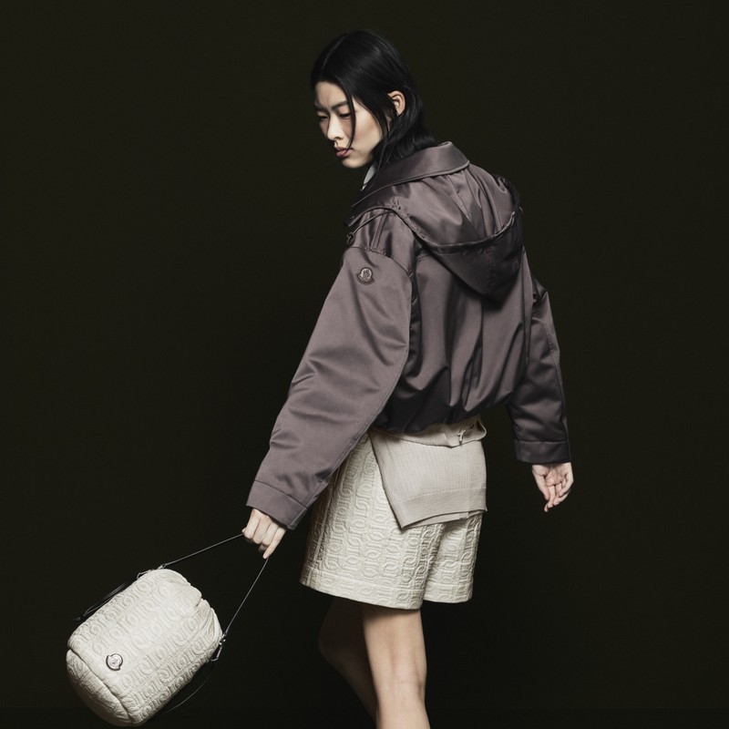 Pre-Fall Collection: 몽클레르 여성 액세서리