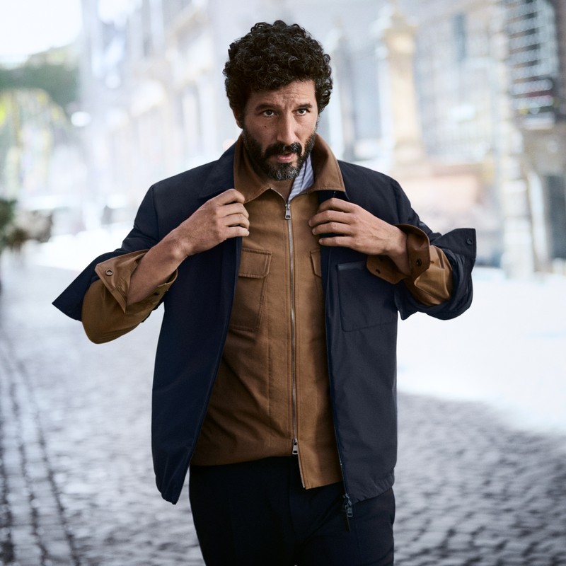 Moncler 男士外套：輕薄羽絨服系列