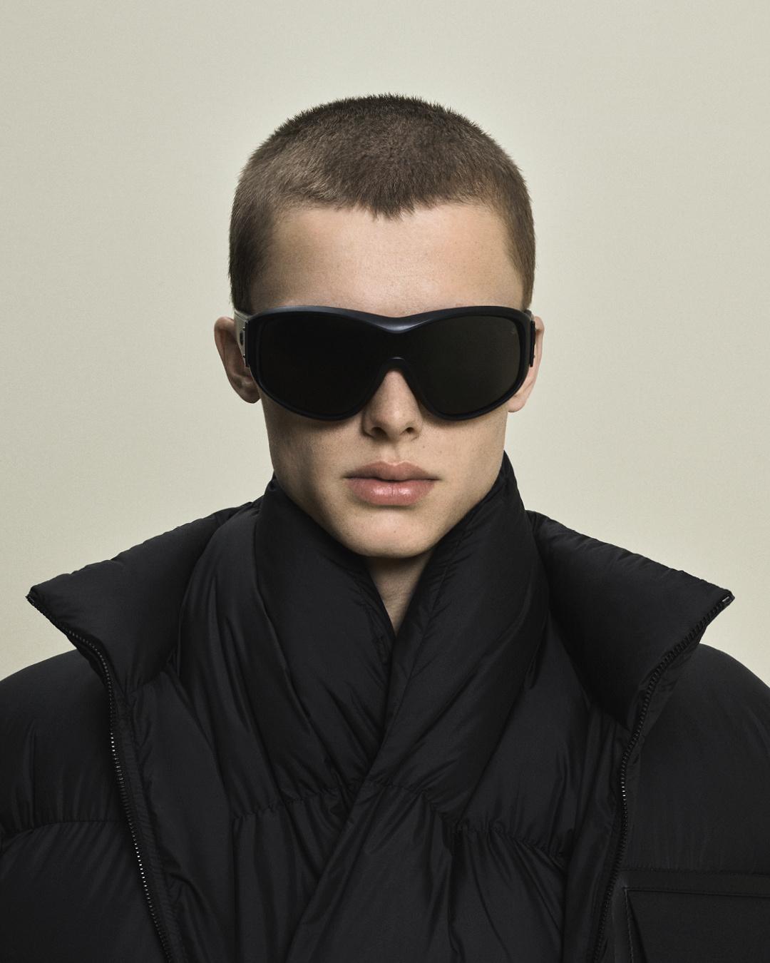 Sunglasses for Men - Eyewear, Shades & Ski Goggles | Moncler US
