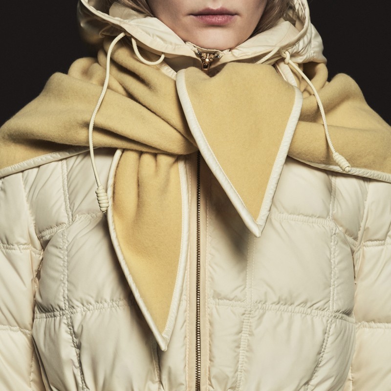 Moncler Alle Kollektionen Entdecken