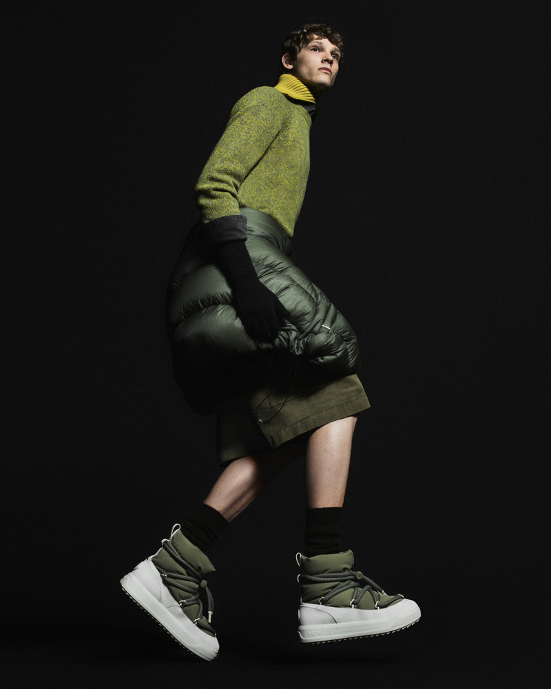 Moncler グリーンスノーブーツ ALTIVE MID