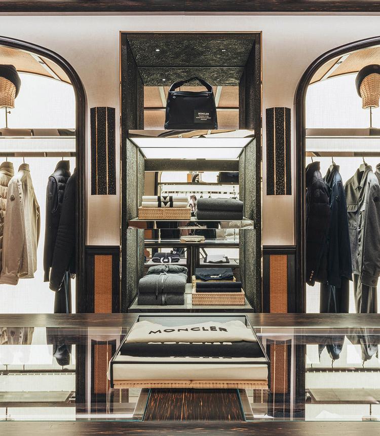 몽클레어 호놀룰루 와이키키 럭셔치 로우