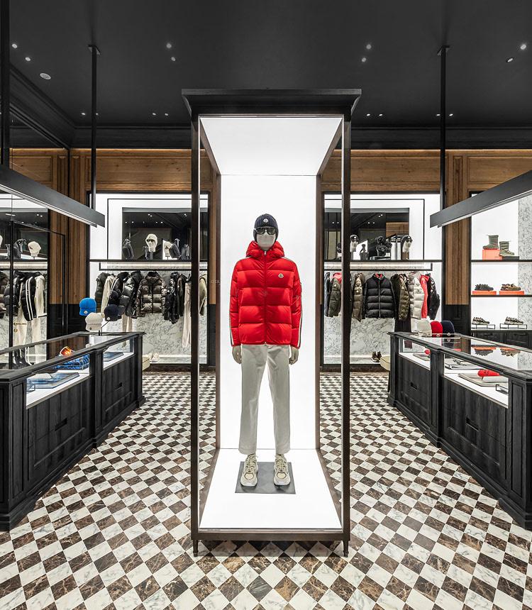 Moncler 郑州大卫城店 Moncler 郑州大卫城店
