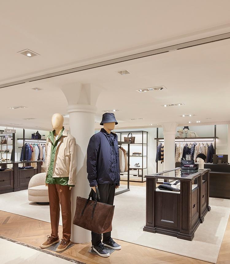 Moncler Paris Le Bon Marchè Hombre