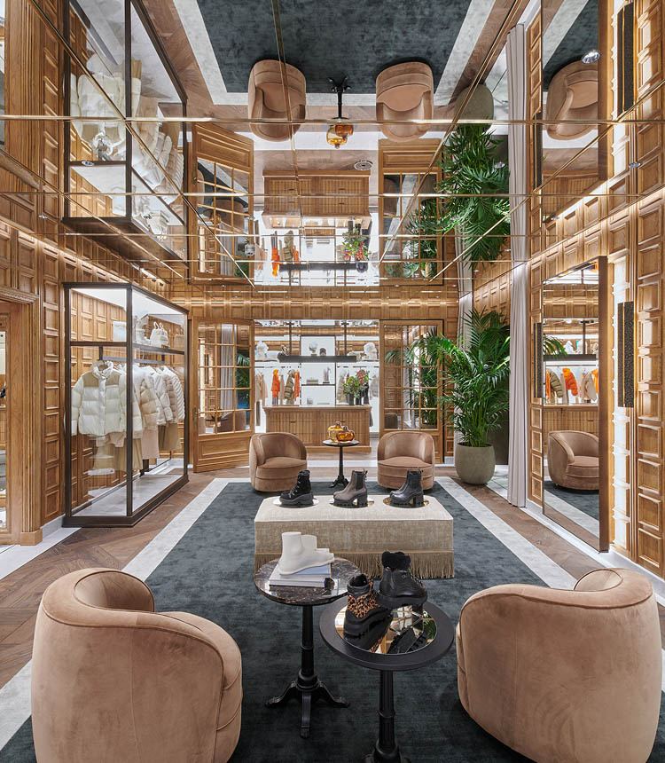 Moncler Vienna