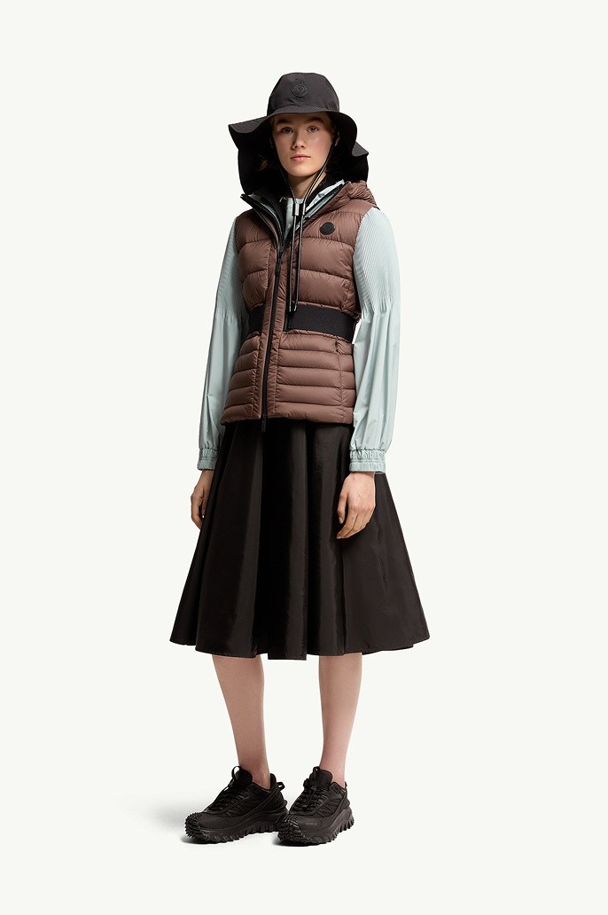 Accessories Shop now on Moncler's website
