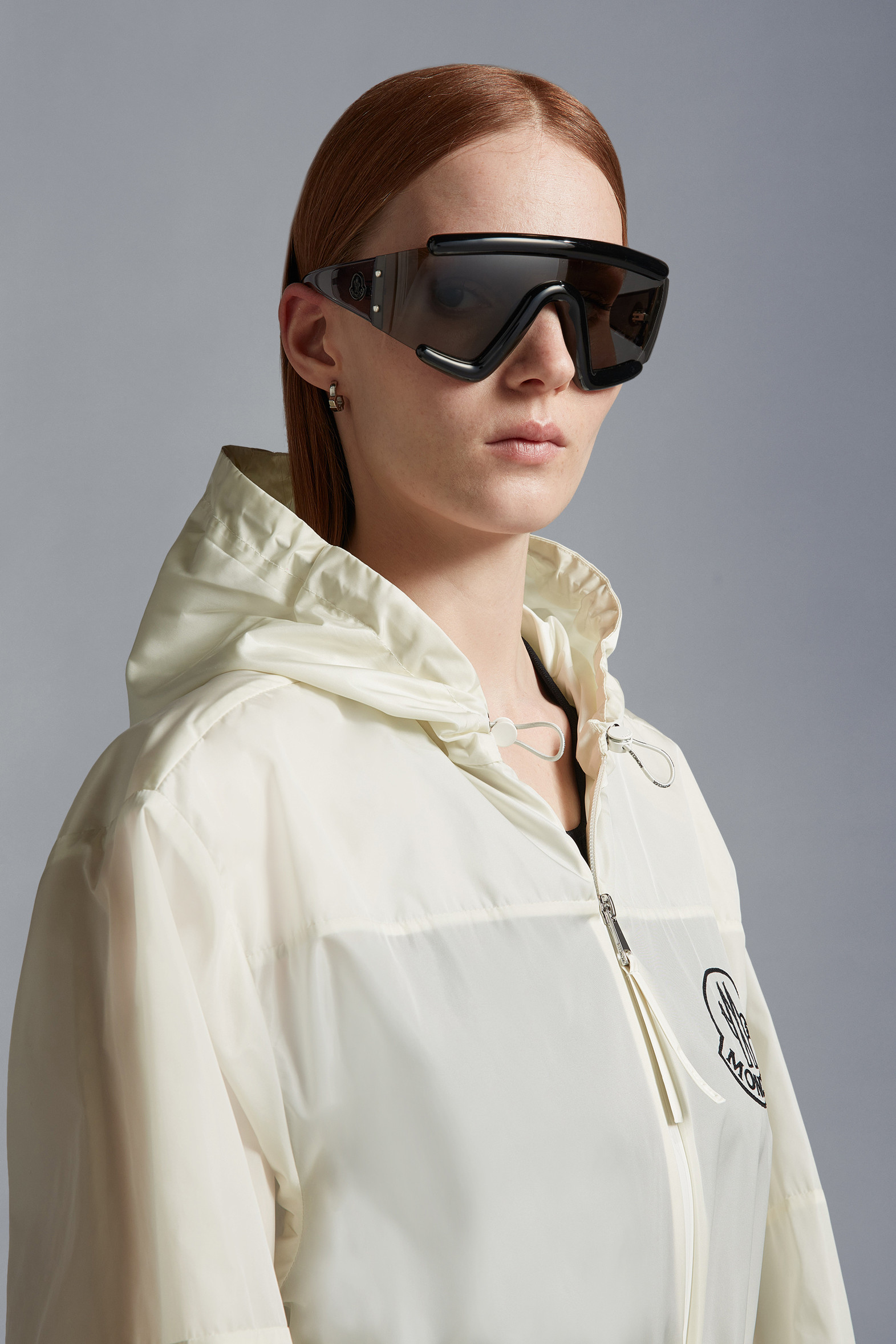 Shiny Black Lancer Shield Sunglasses Sunglasses for Men Moncler CY