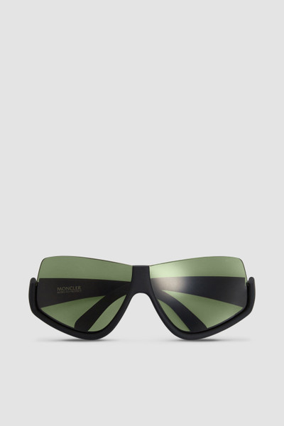 Shiny Black Vyzer Shield Sunglasses - Sunglasses for Men | Moncler US