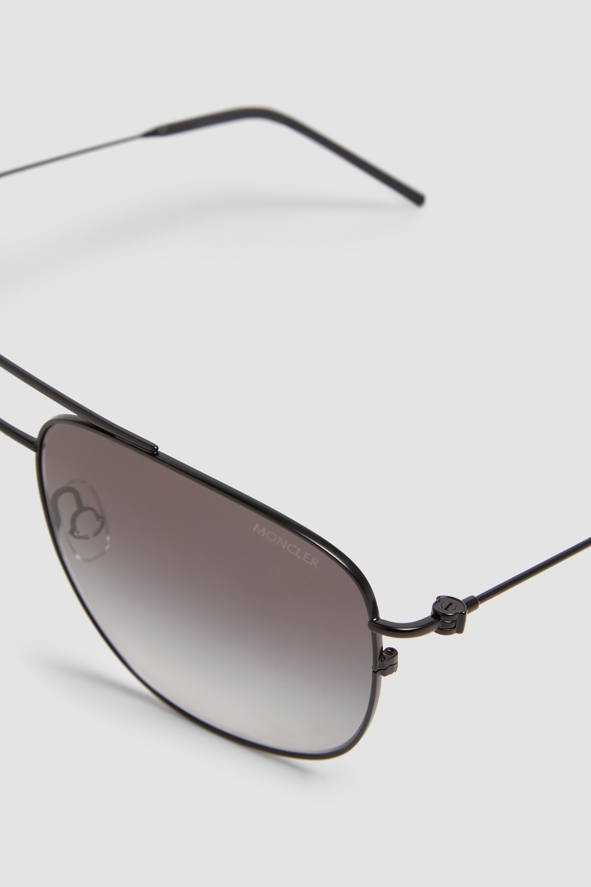 Alumni Pilot Sunglasses Size : 57