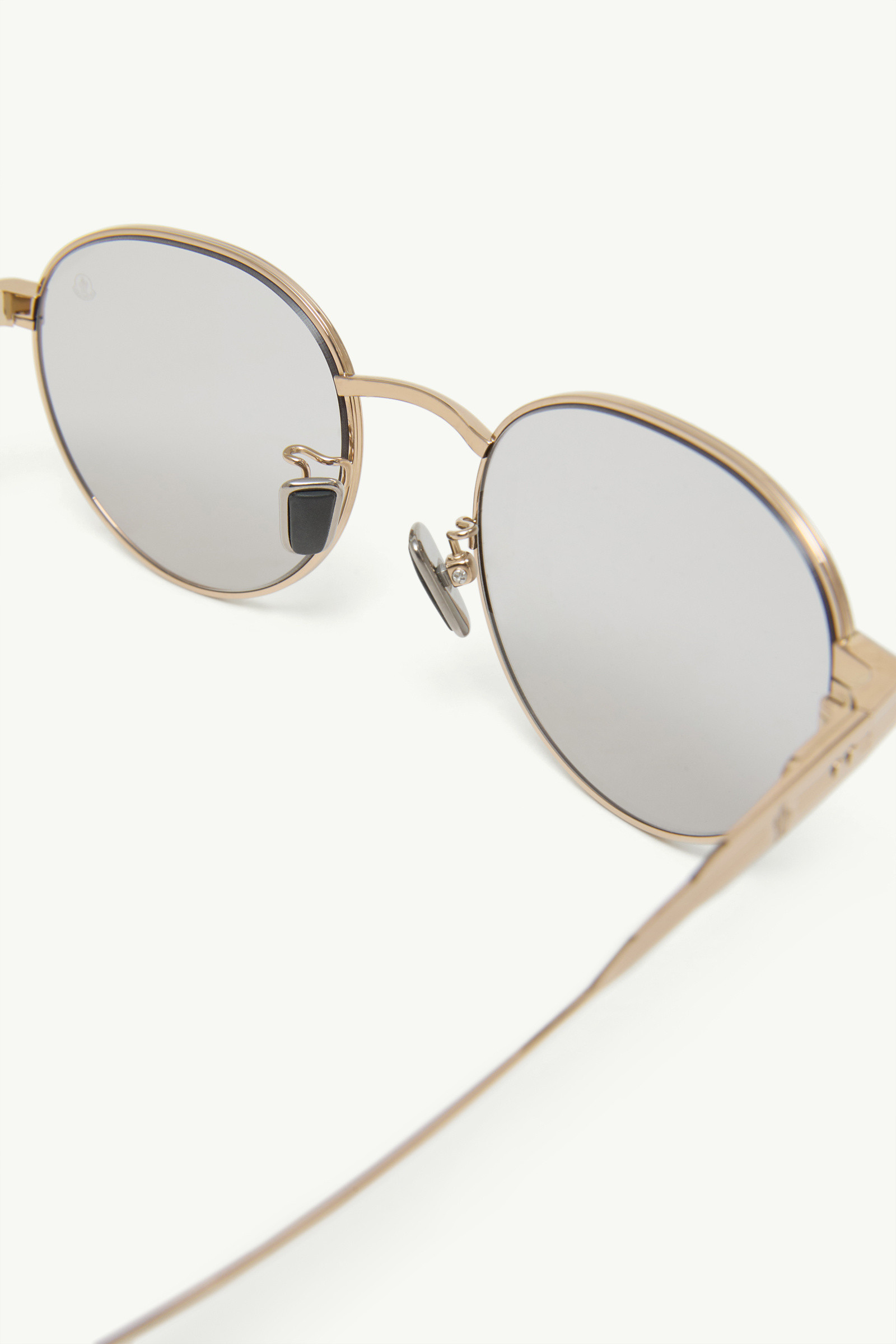 MONCLER Subtilaサングラス ペールゴールド Subtilaサングラス : サングラス 向けの メンズ