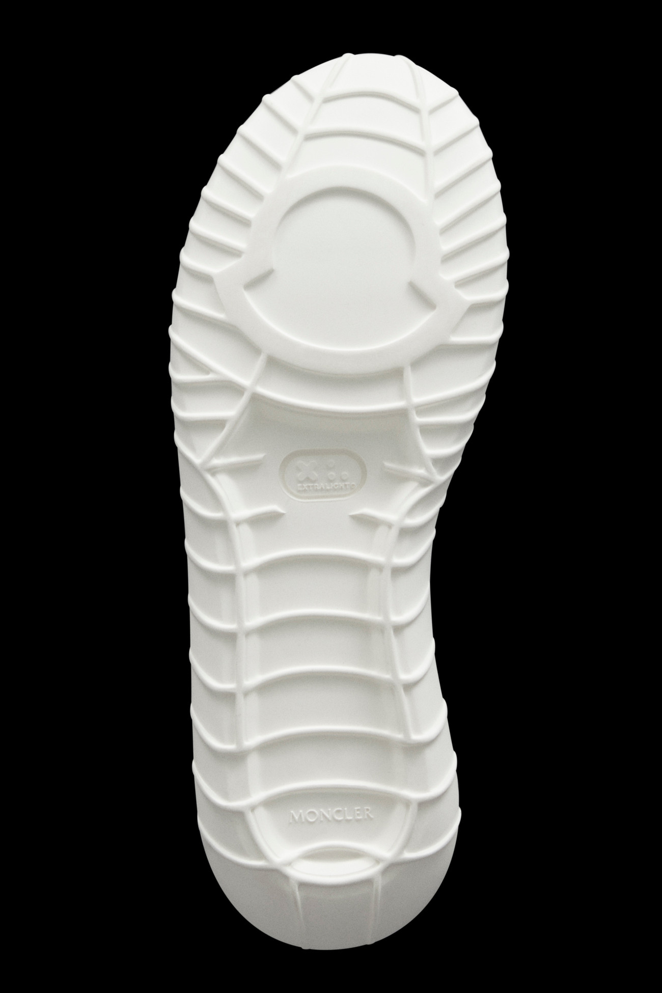 Emilien Herren Black Moncler 6