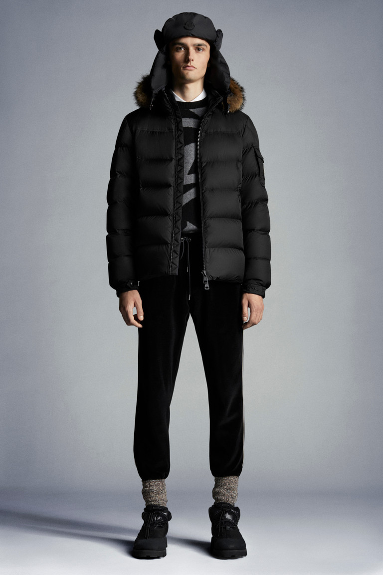 moncler marque coat