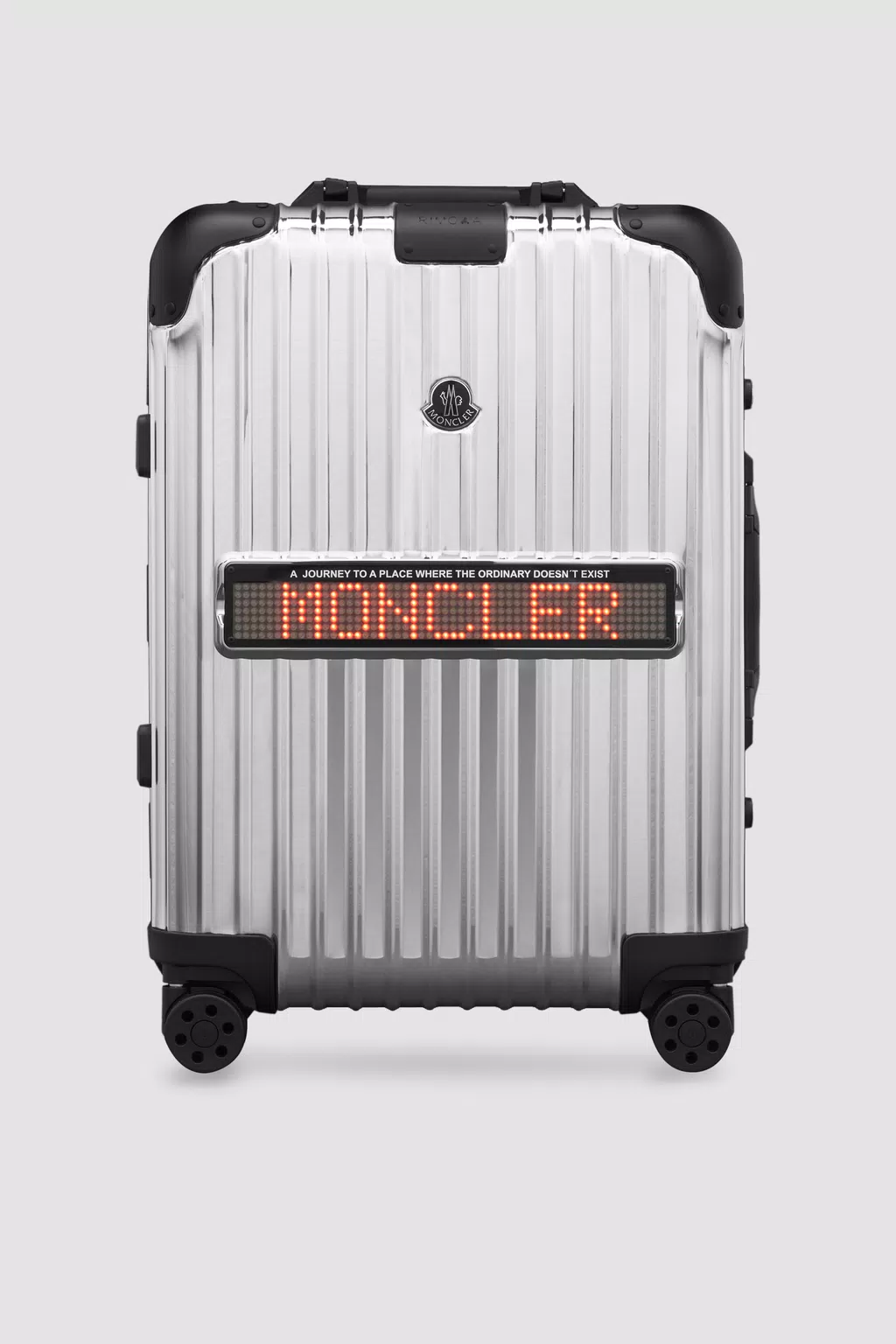 Moncler + Rimowa Reflection Suitcase Gender Neutral Silver Moncler 1