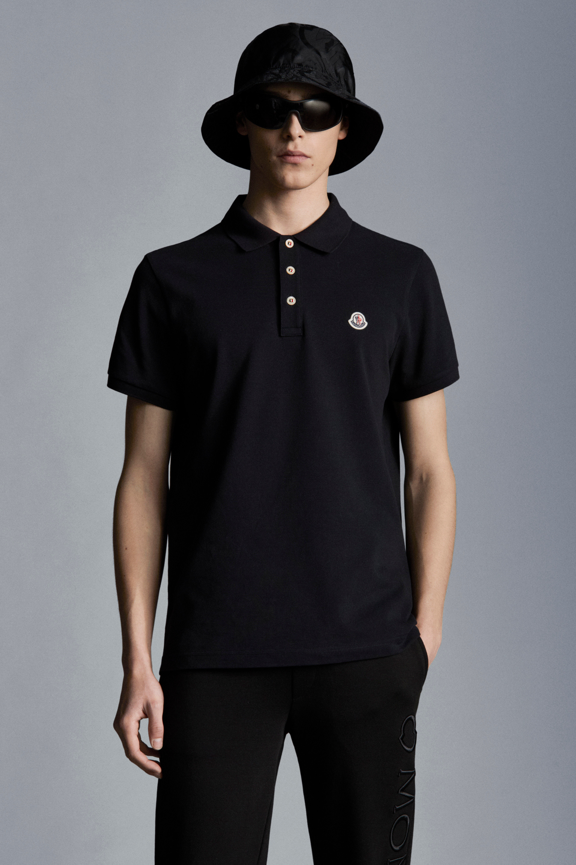 Moncler Baumwolle Polohemd aus Baumwoll-Piqué in Schwarz für Herren Herren Bekleidung Hemden Freizeithemden und Hemden 