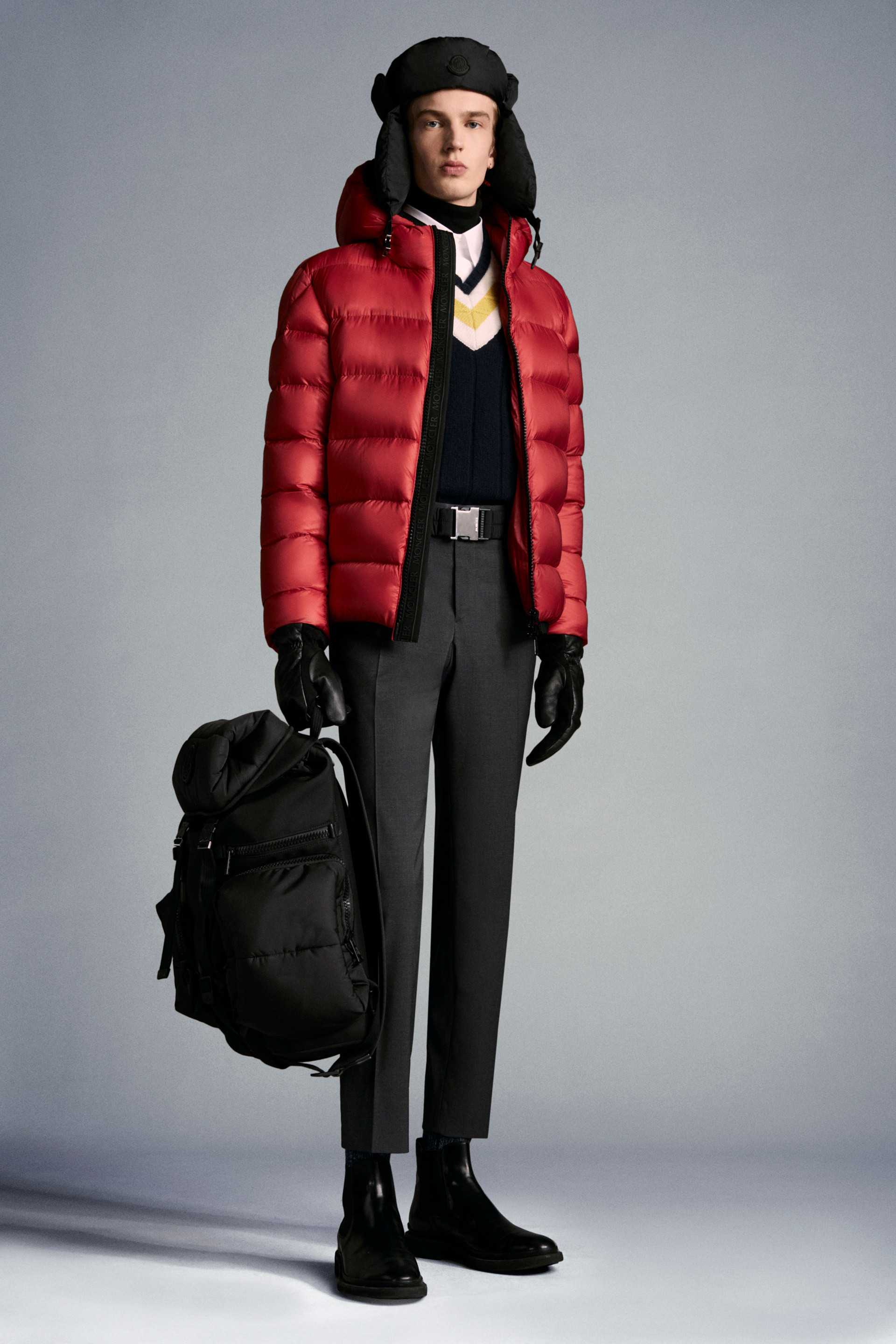 moncler puffer red