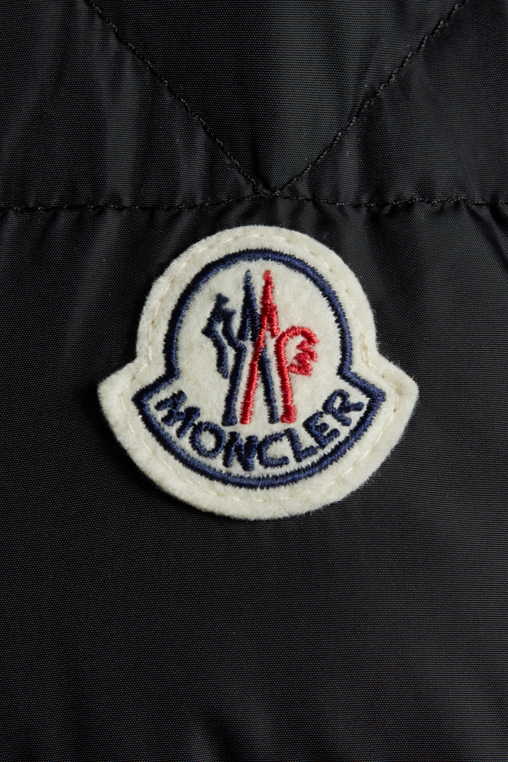 moncler tags real