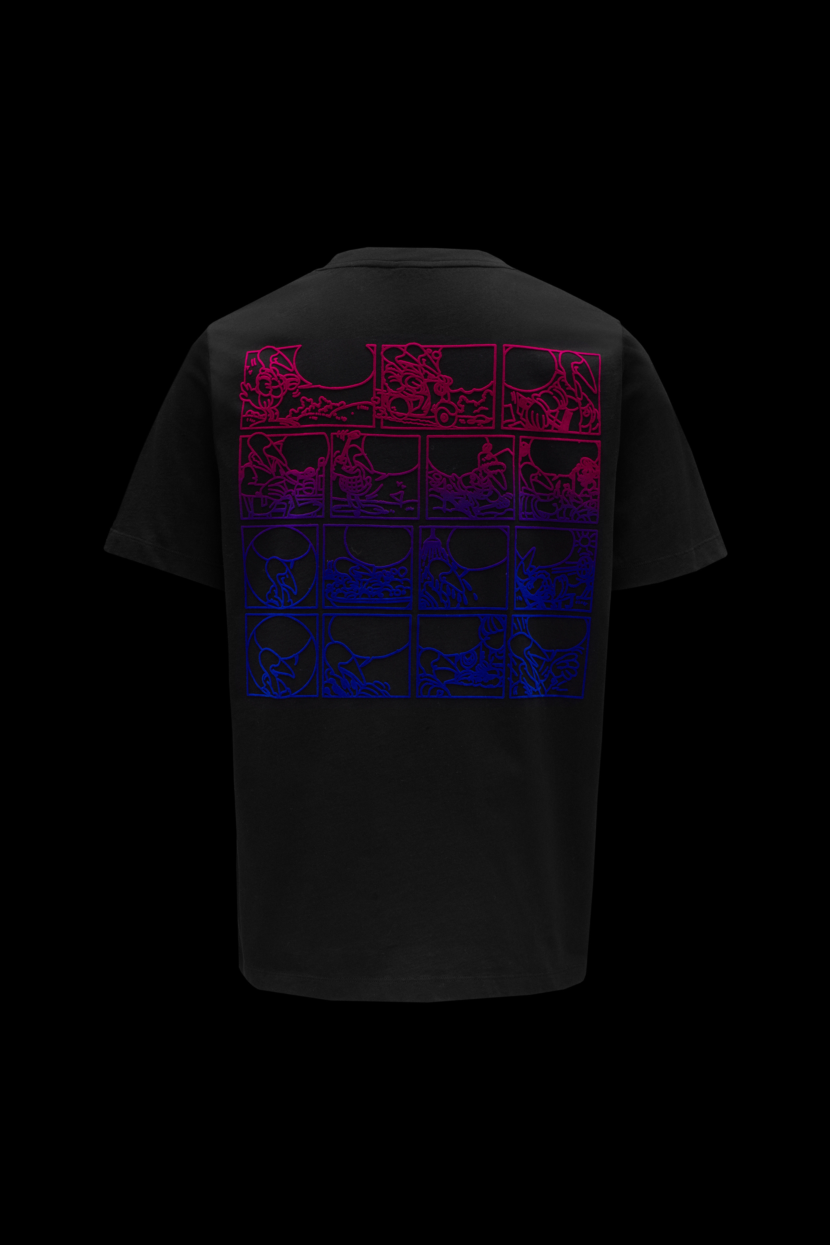 black moncler t shirt