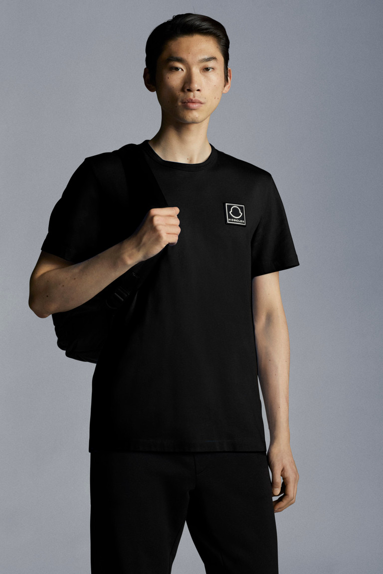 ブラック パッチtシャツ : Tシャツ＆ポロシャツ 向けの メンズ 