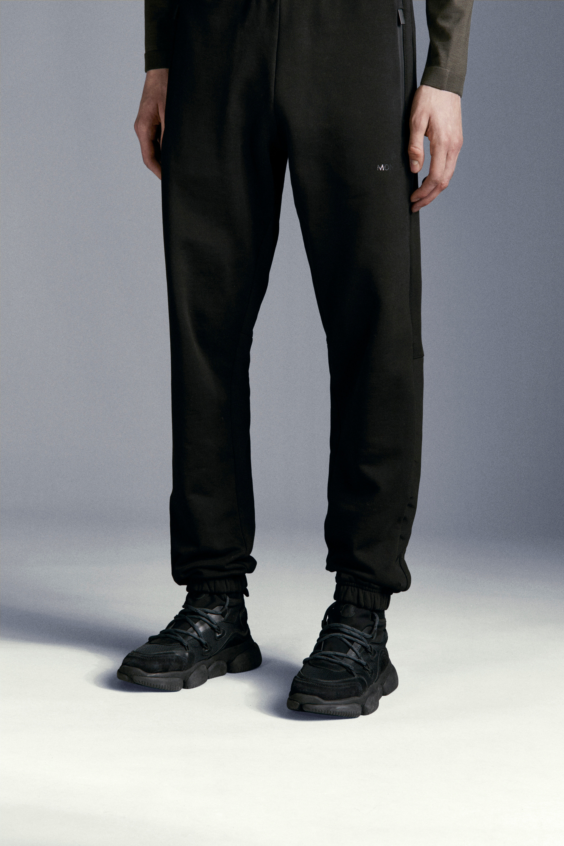 moncler black joggers