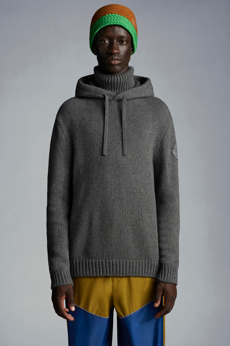 moncler grey sweater
