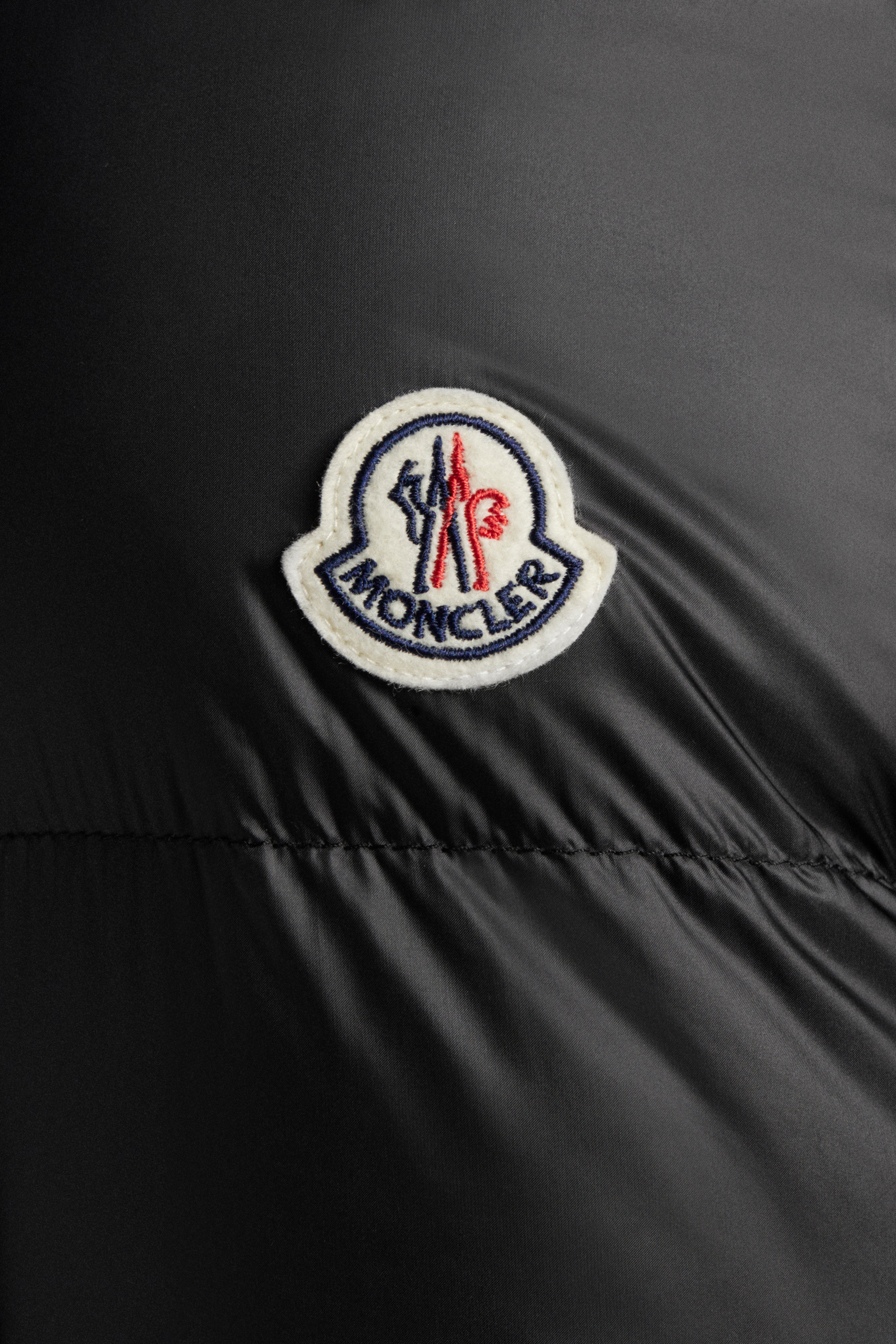 moncler symbol,OFF 74%,www.concordehotels.com.tr