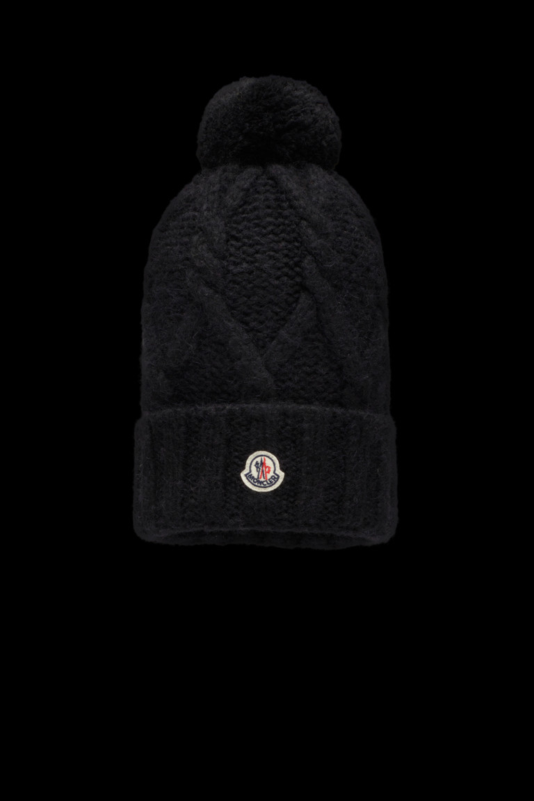 moncler beanie pom