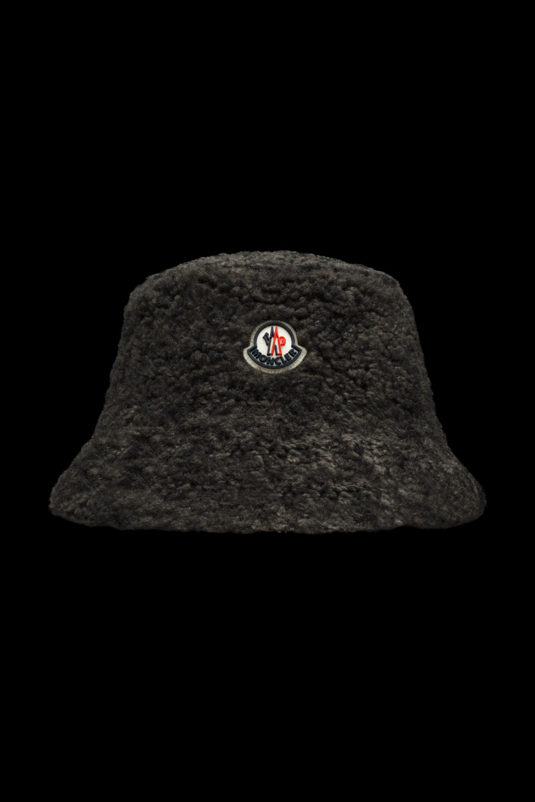 bucket hat moncler