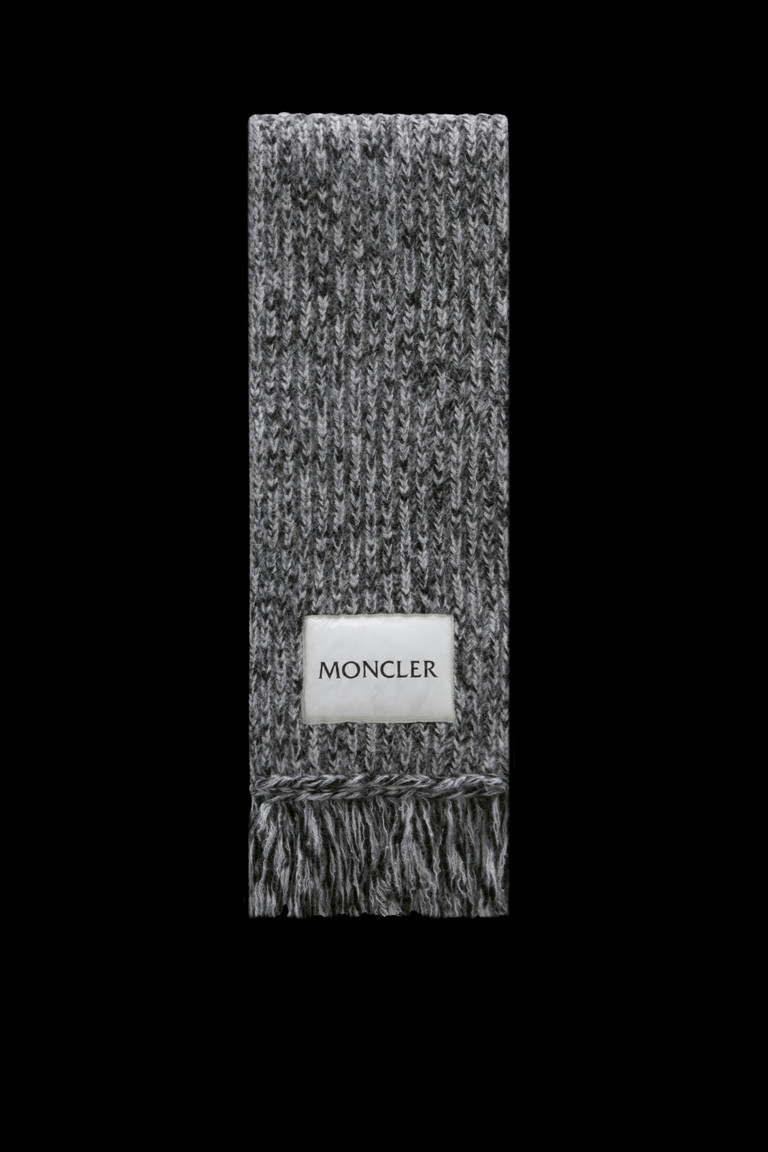 몽클레어 골지 니트 로고 머플러 Moncler English Rib-Knit Logo Scarf,Anthracite Grey