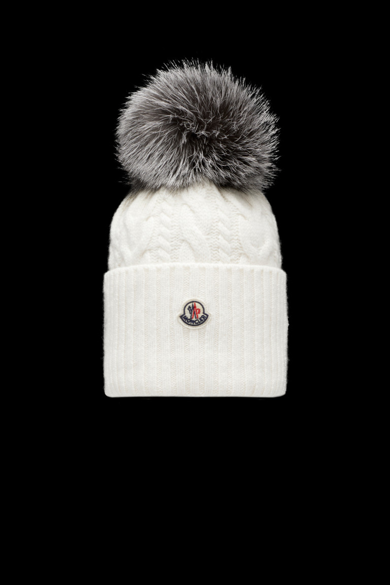 moncler bobble hat