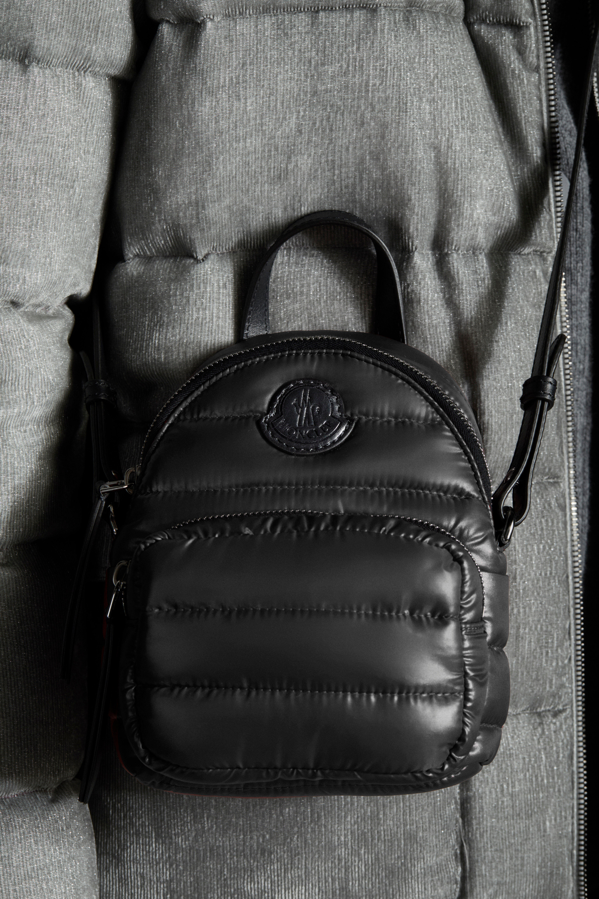 ブラック Kilia スモールバッグパック : バッグ＆キャスターバッグ 