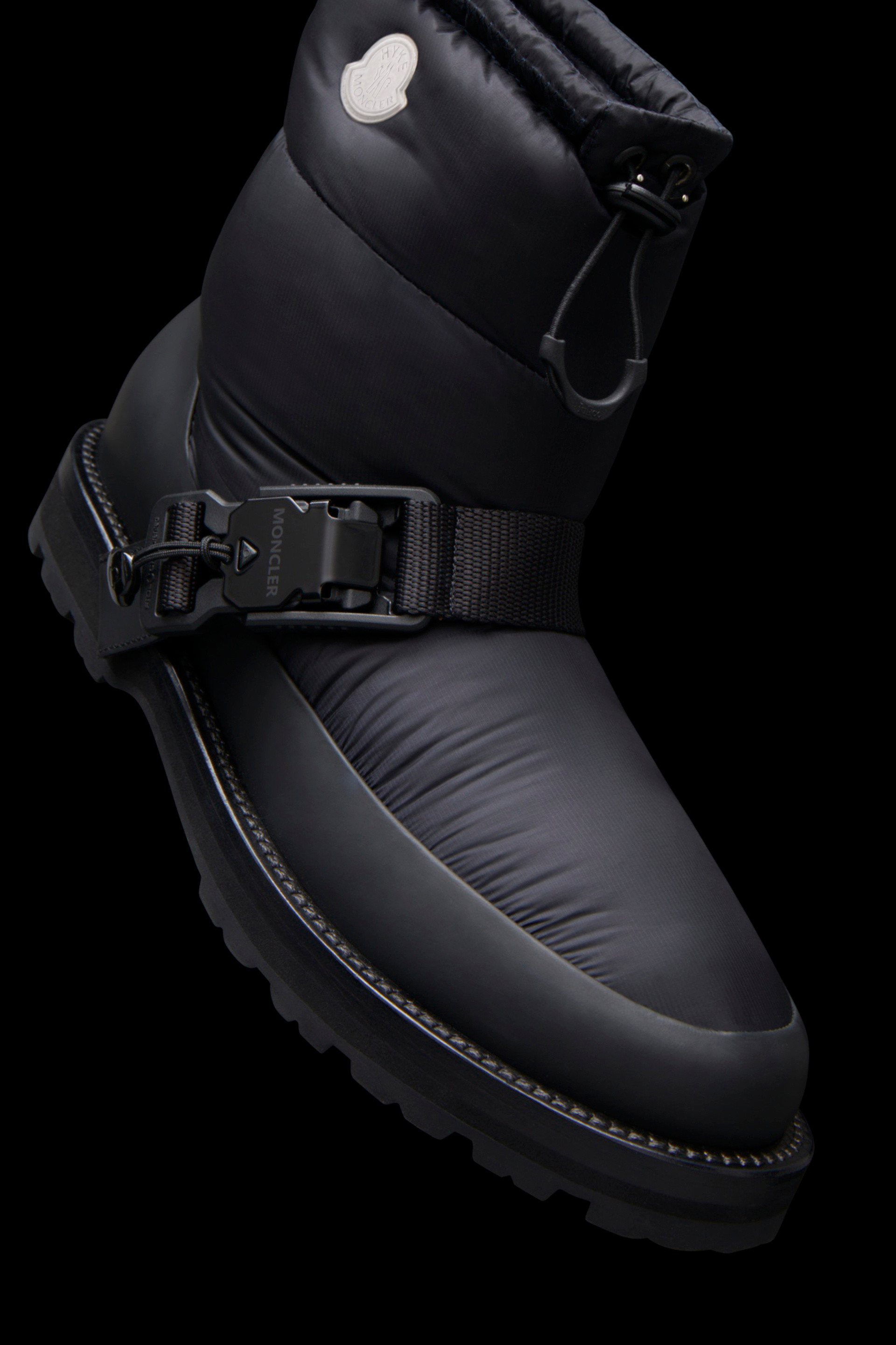 moncler snowboots