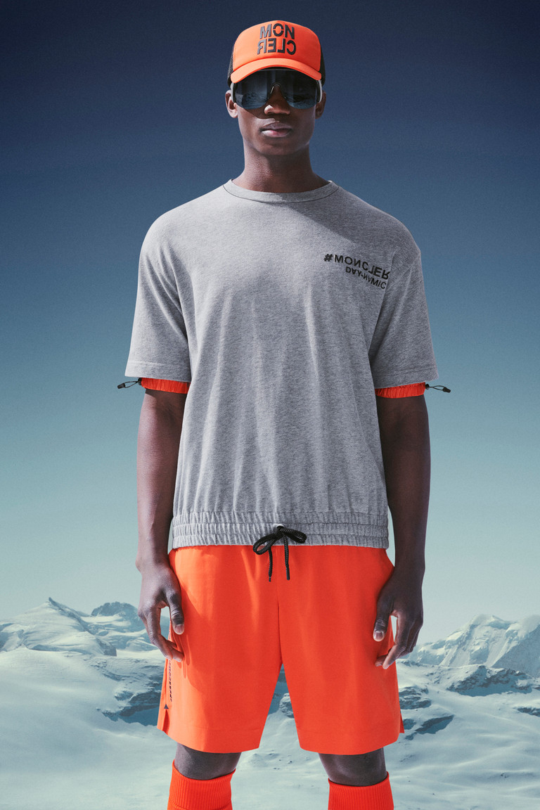moncler shorts and t shirt set mens